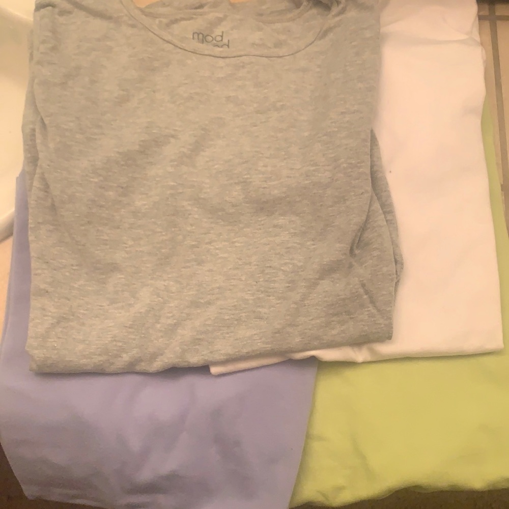 ModBod 4 short sleeve set of tees. Lime green, lavender, white and gray. Medium